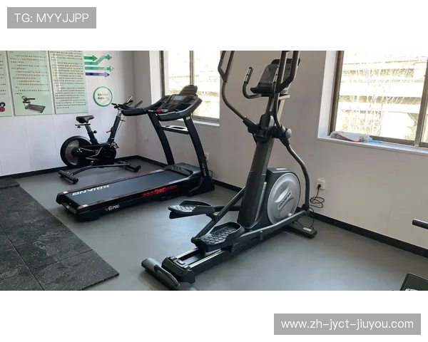 夹背健身器材使用方法及锻炼要点介绍 夹背健身器材使用方法及锻炼要点介绍