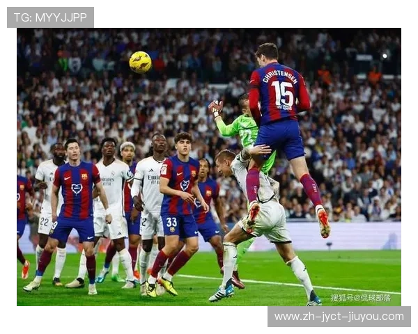 足球比赛中的快速回防与进攻配合 足球比赛中的快速回防与进攻配合